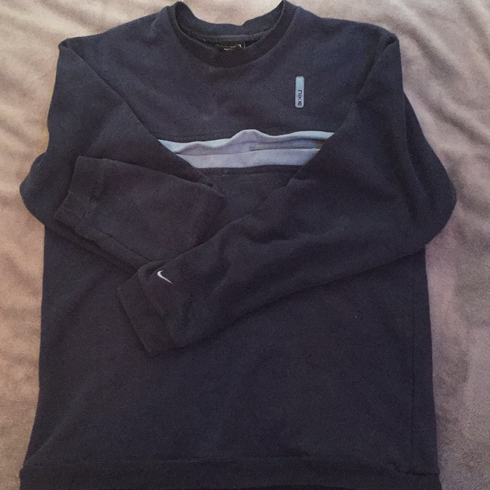Trendy Vintage Nike sweater 🤩